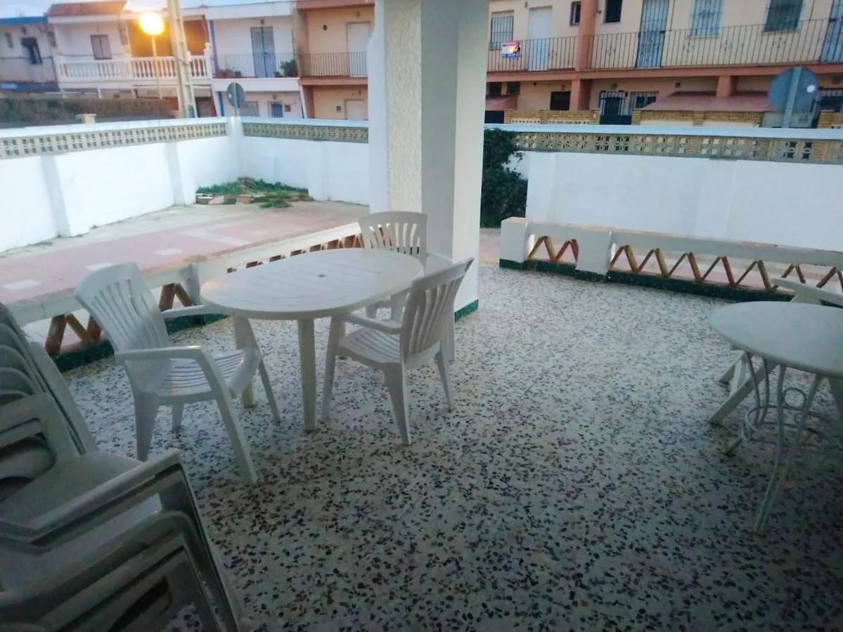 Feriehus 5 Bedrooms House At Punta Umbria 4 M Away From The Beach With Terrace And Wifi Huelva
